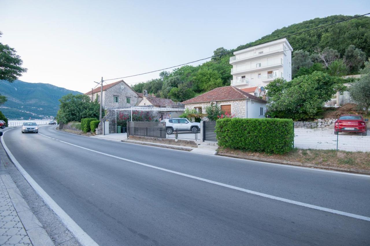 Villa Providenca Apartments Tivat Dış mekan fotoğraf