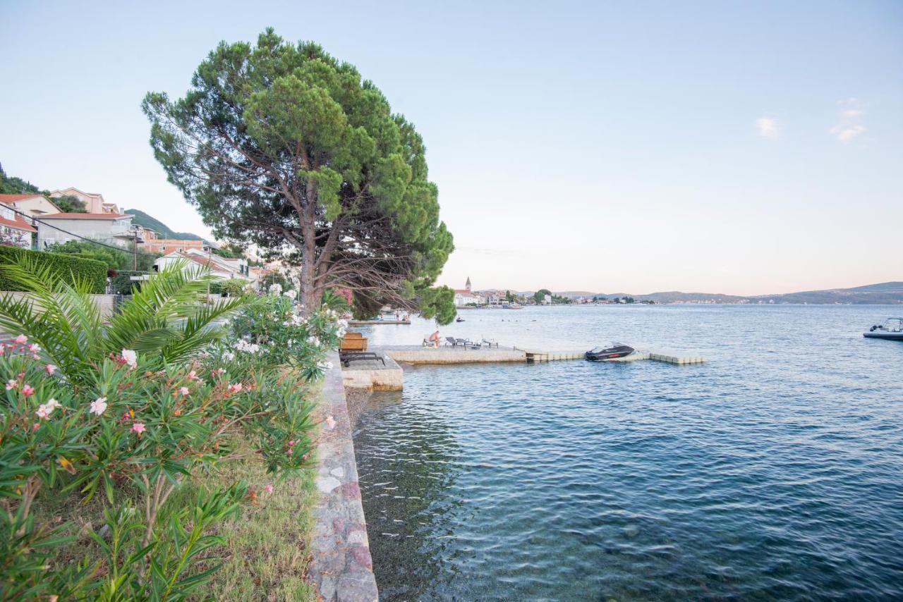 Villa Providenca Apartments Tivat Dış mekan fotoğraf