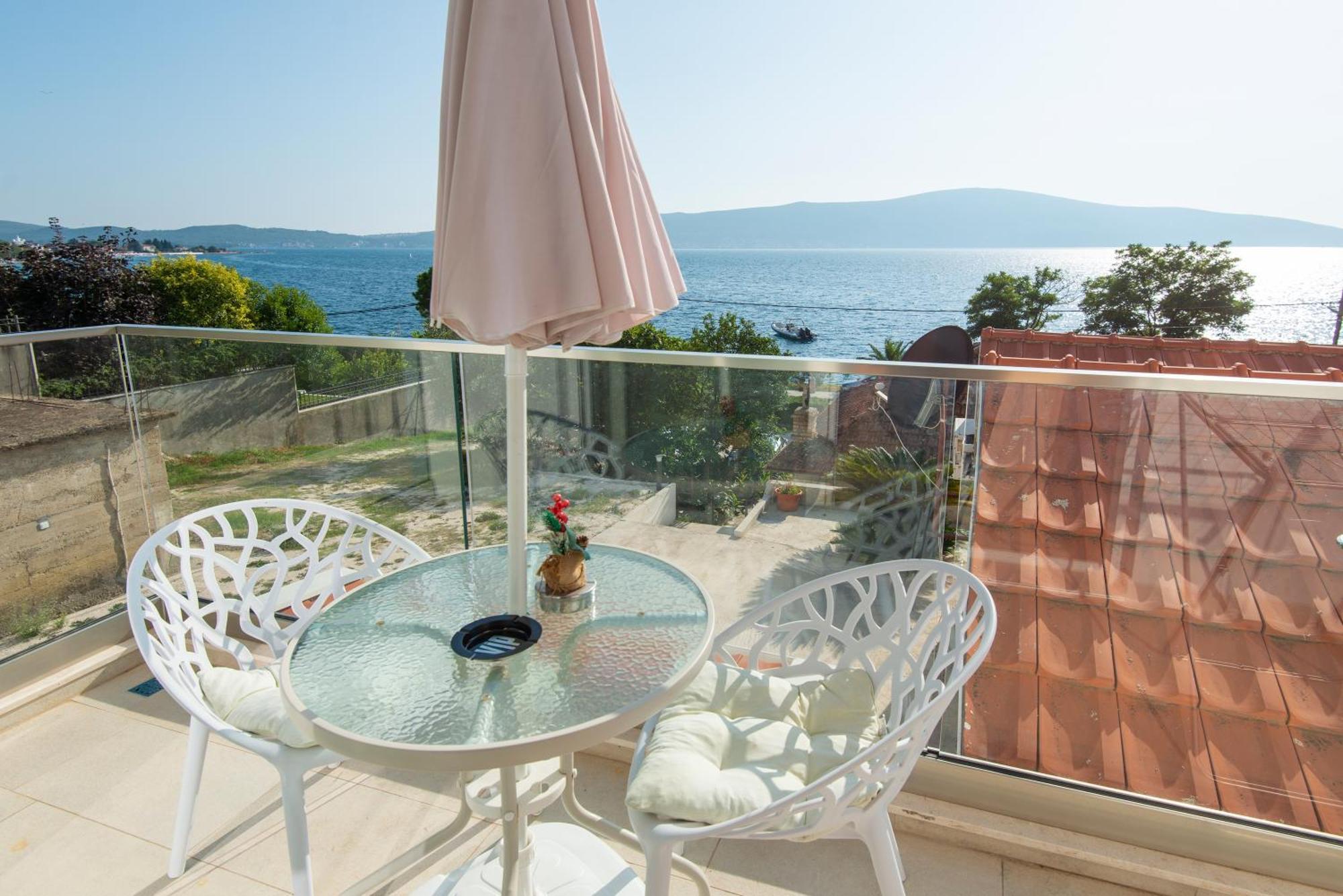 Villa Providenca Apartments Tivat Dış mekan fotoğraf